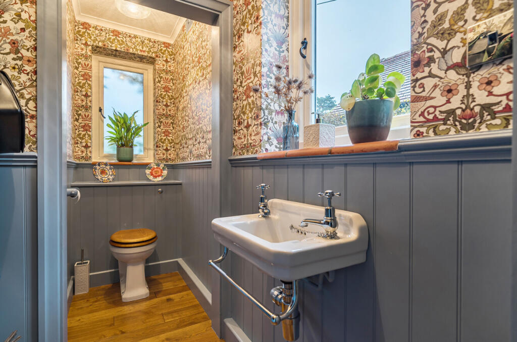 1386553-8-692db13...