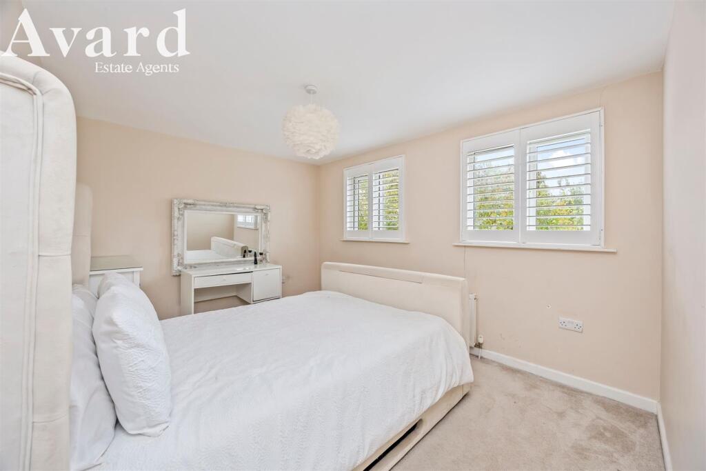 Lomond Avenue, 15_015.JPG