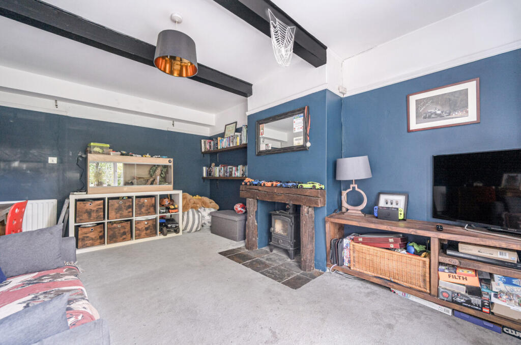 1374106-9-6903c69...