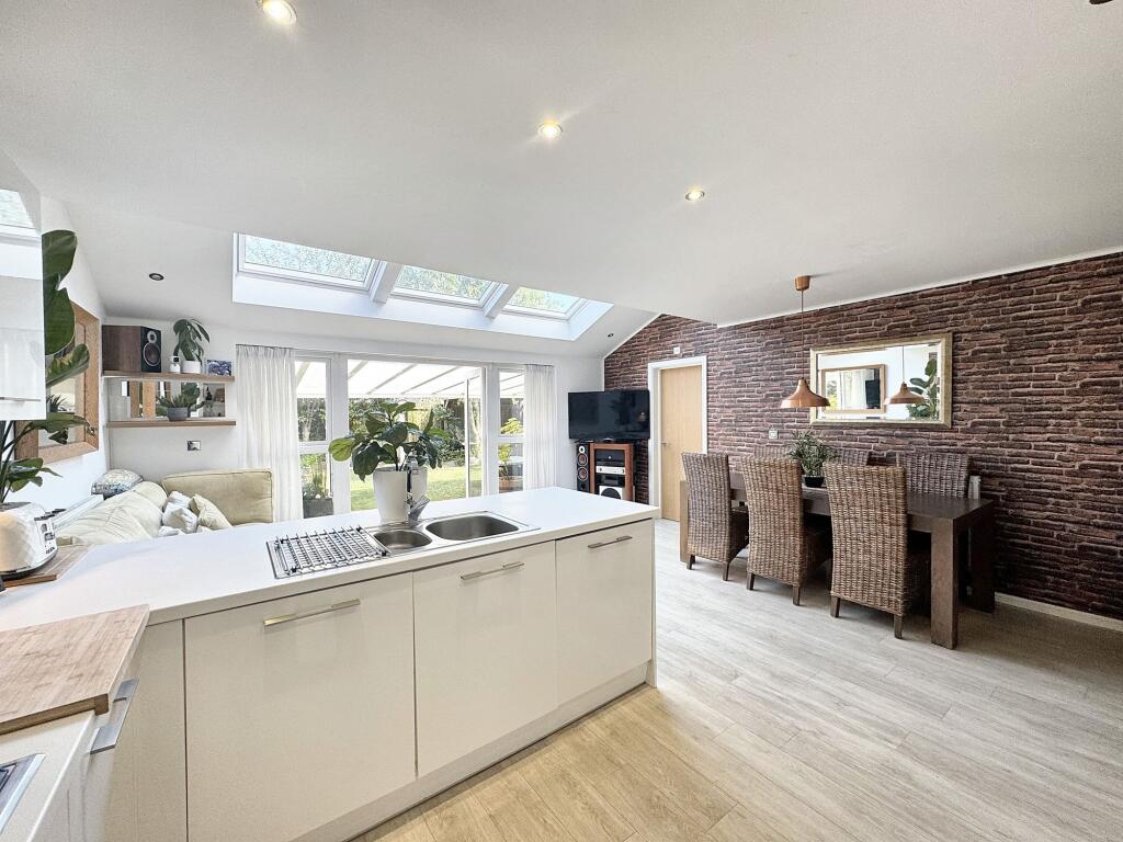 Kitchen/Diner/Family Room