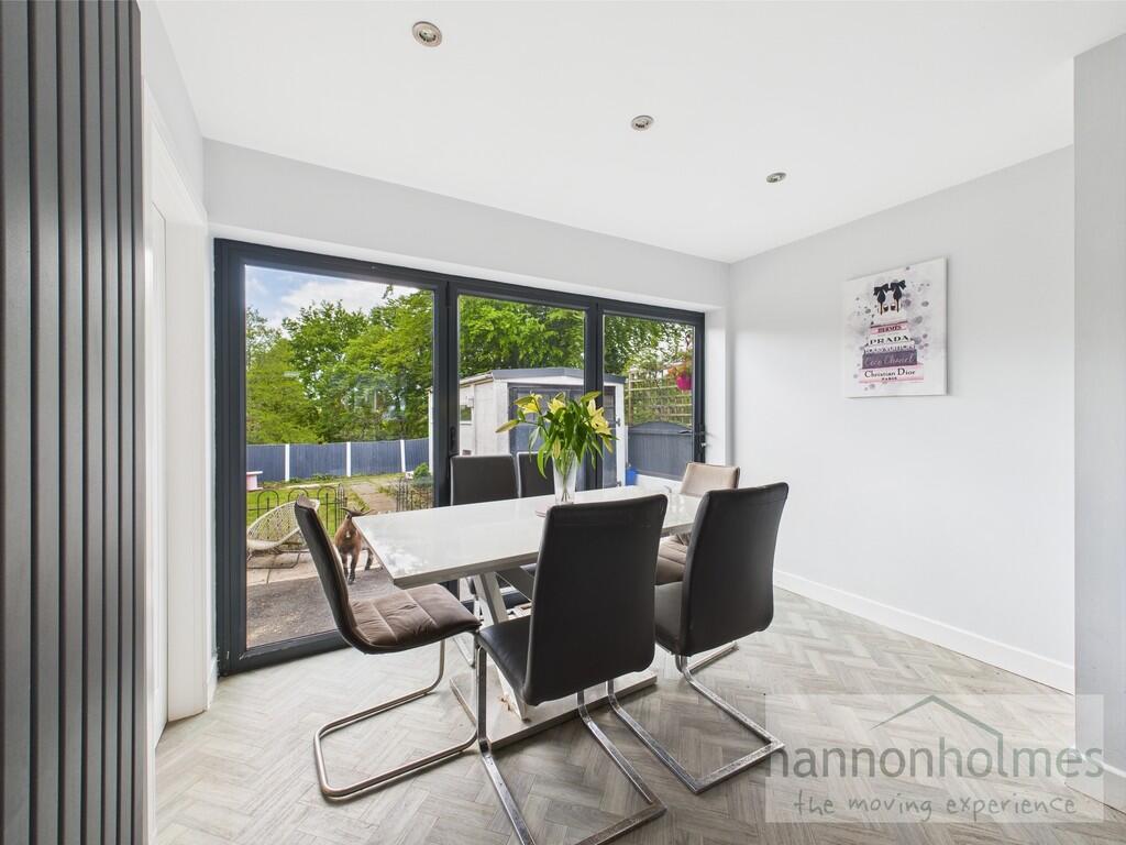 CAM05283G0-PR0048...