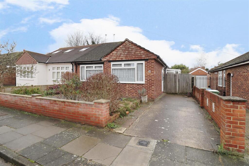 Foresters Crescent, Bexleyheath