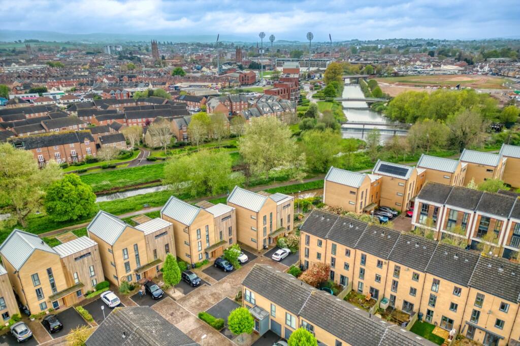 Ewemove Taunton - Firepool View (14)