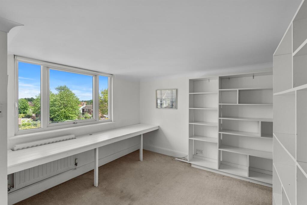 10SandringhamRd-030.jpg