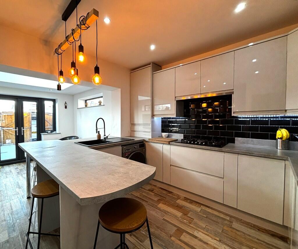 processed-FE7C706...