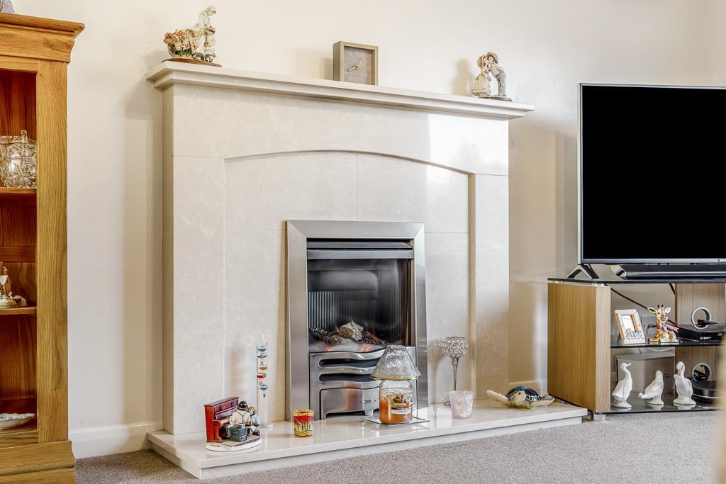 51 Aintree Drive (Spalding)-31.jpg