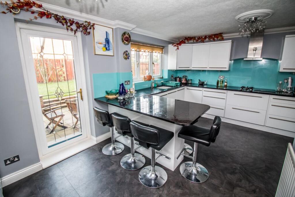 Kitchen Pic 3.