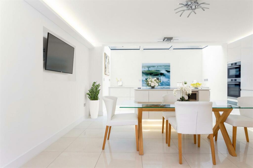 7 Meadowbank fpz227250 (18)_LR_final.jpg