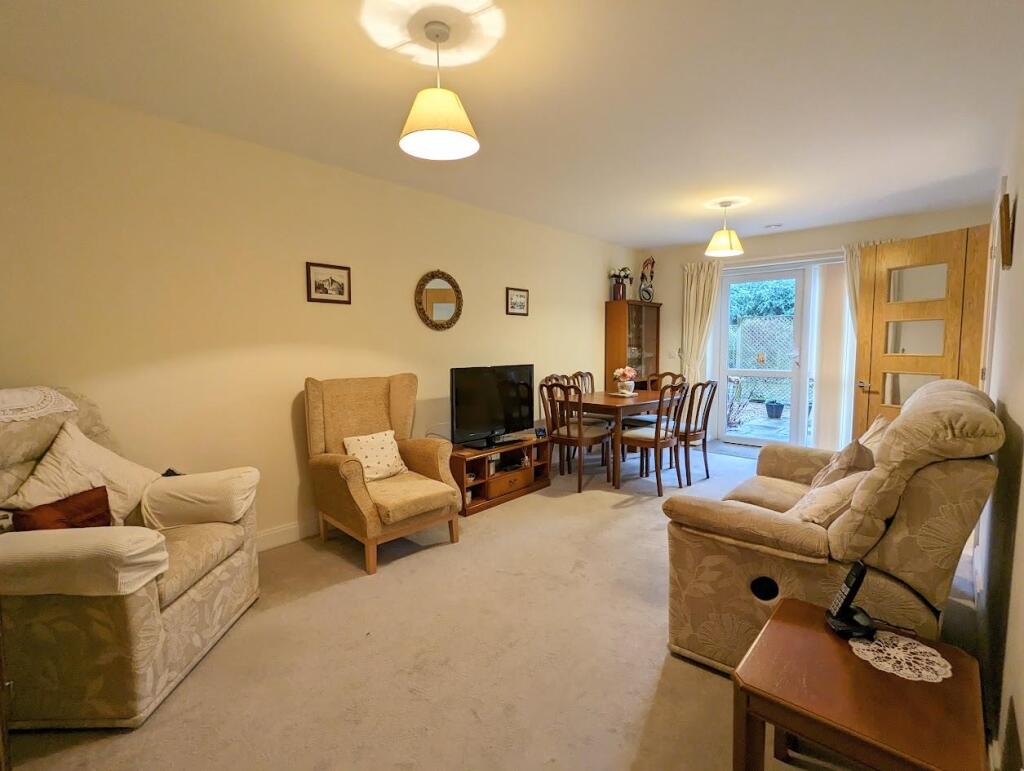 original_1f8c3dc6-ac5a-4c37-bad8-19e7a884136d_PXL_