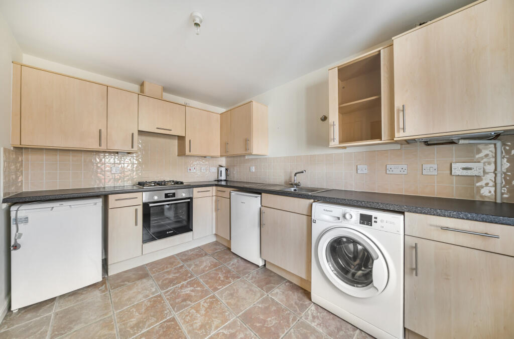 1347494668b595658a509