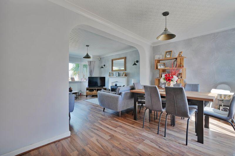 Open Plan Living / Dining Area