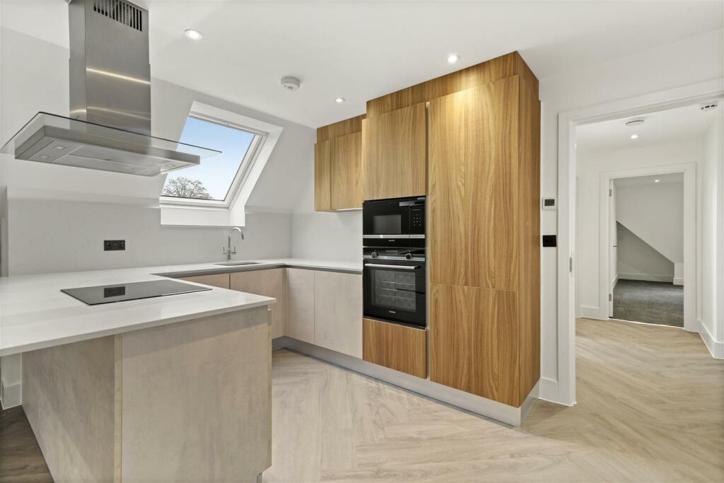 Flat 7 - 7, Sudbury Hill Close  - h2AVpWsdN7m80n5M