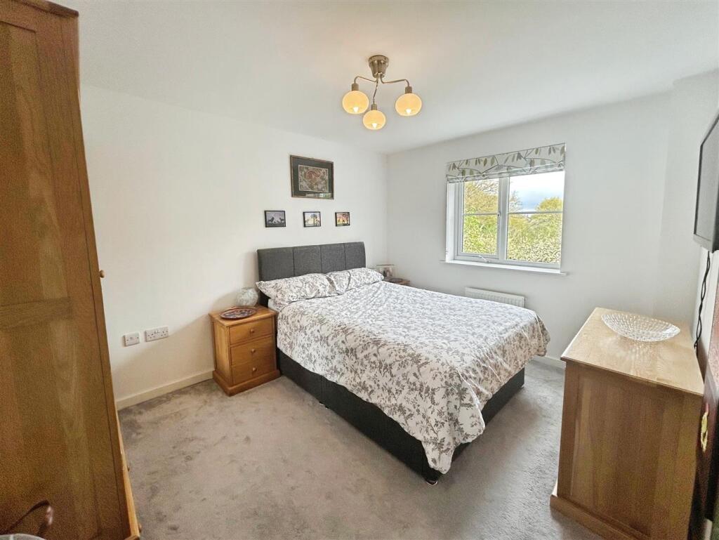 326ddff0-6-4B32-A88D-3BD8BA6023C8-2294-00000181E0F