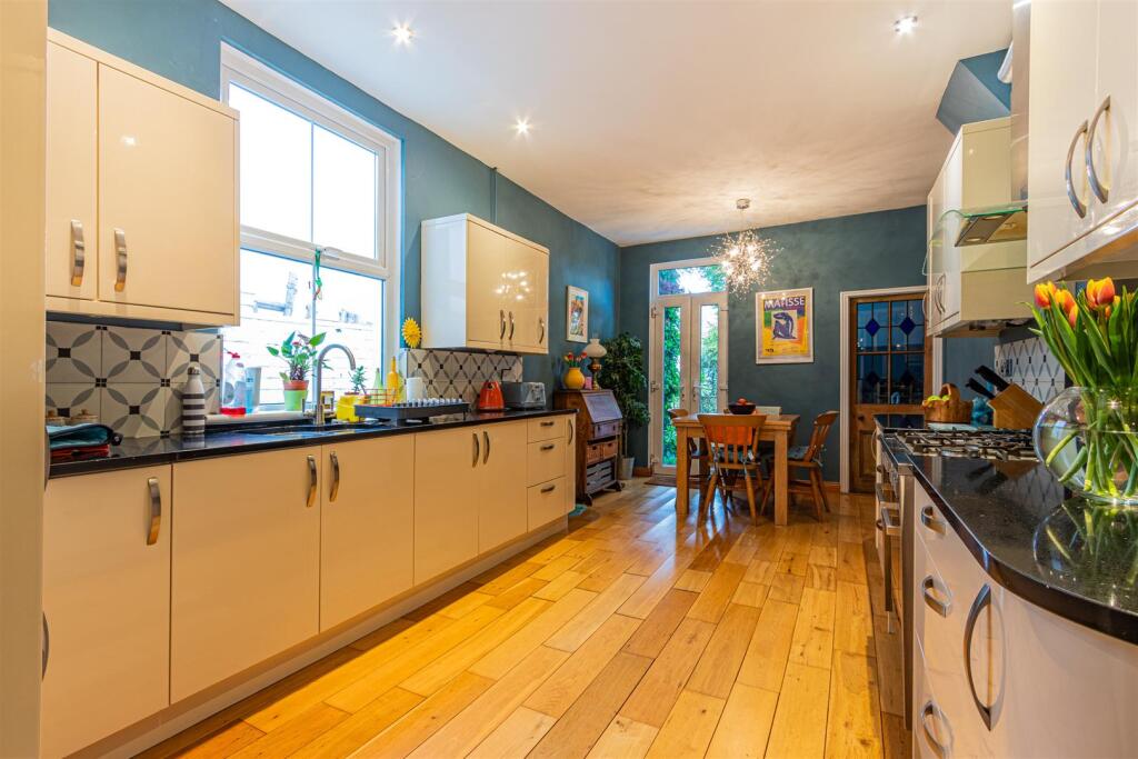 Kimberley Road 122-20.jpg