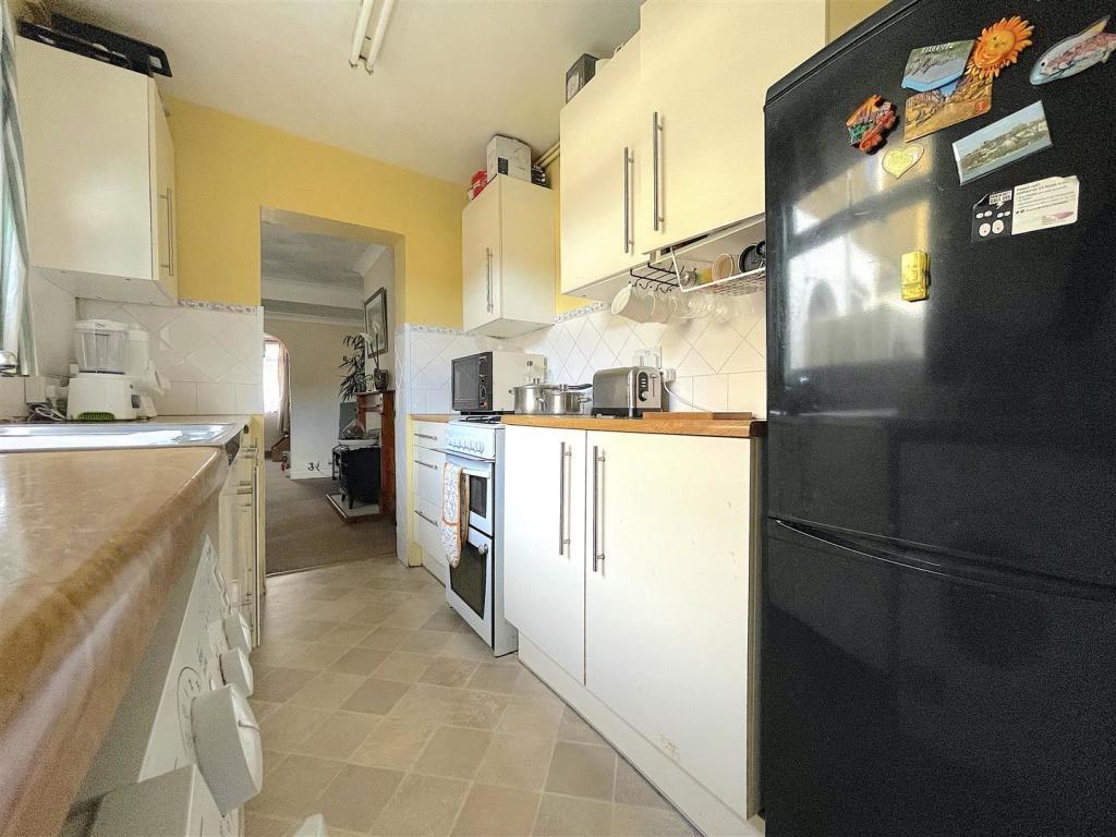 Kitchen (4).jpeg