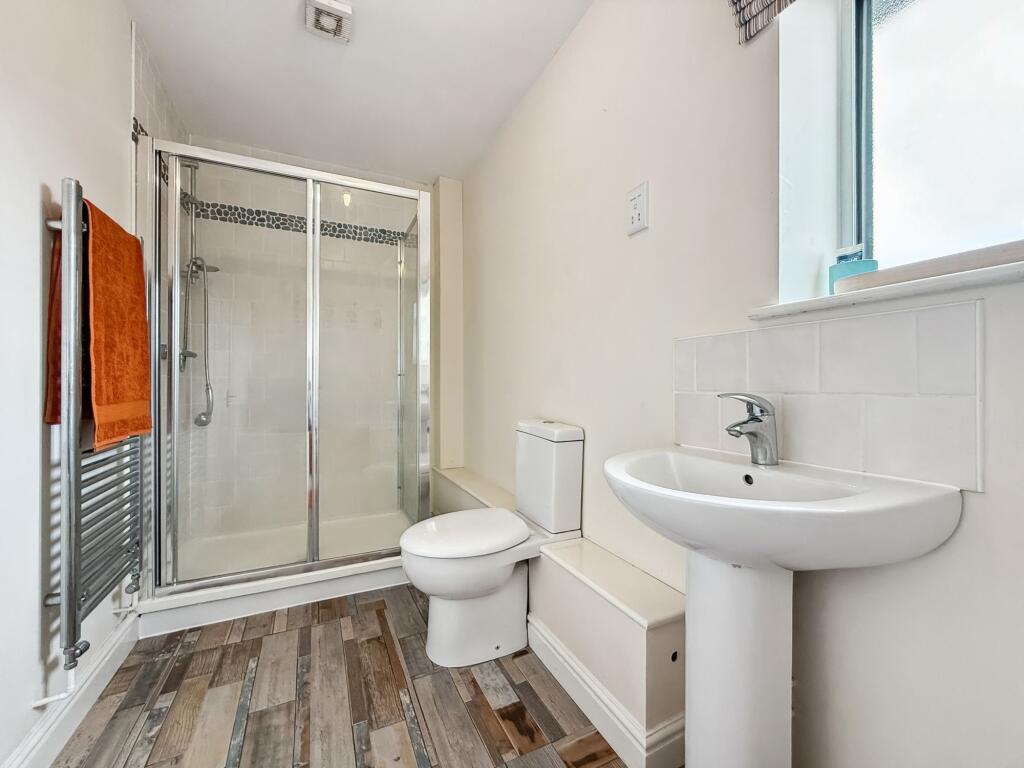 Top Floor Shower Room