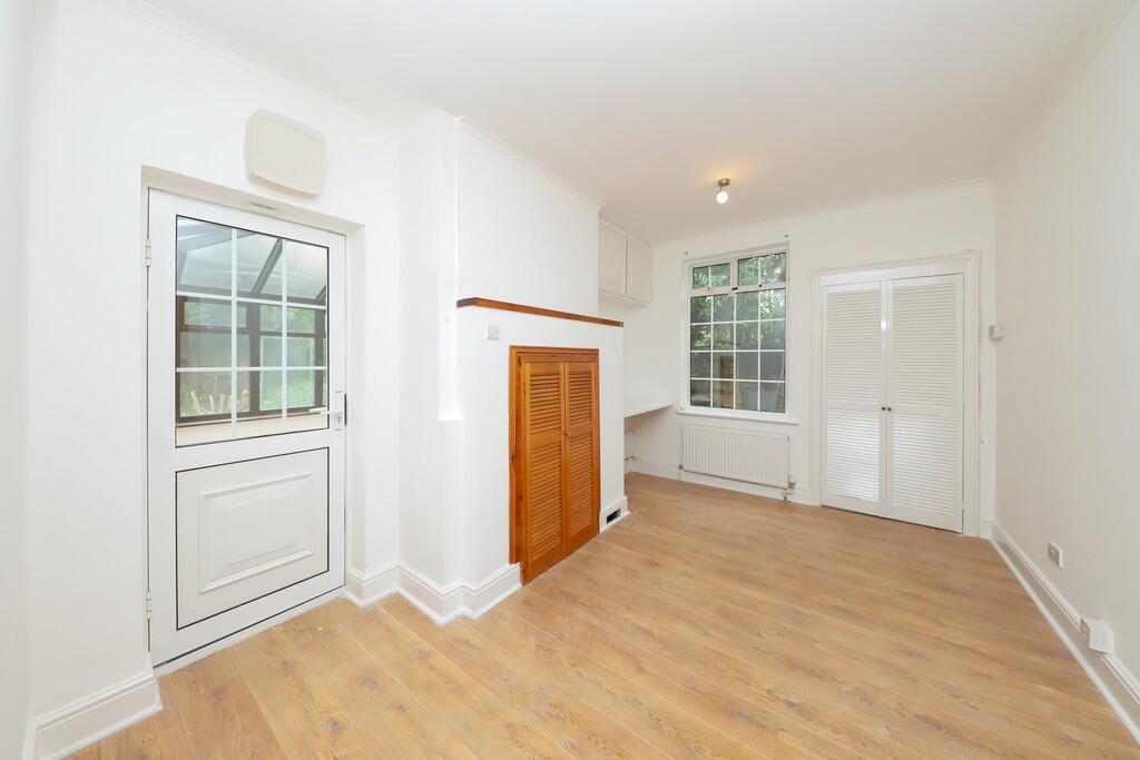 2 High View (5) c...