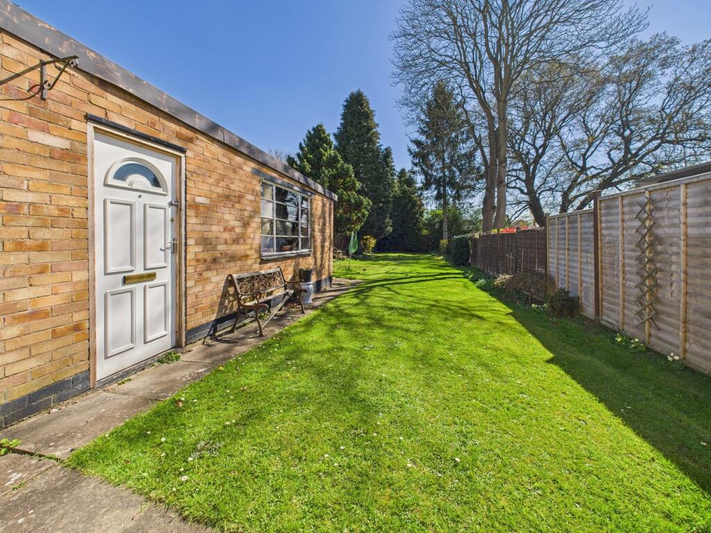 CAM05192G0-PR0042-STILL037