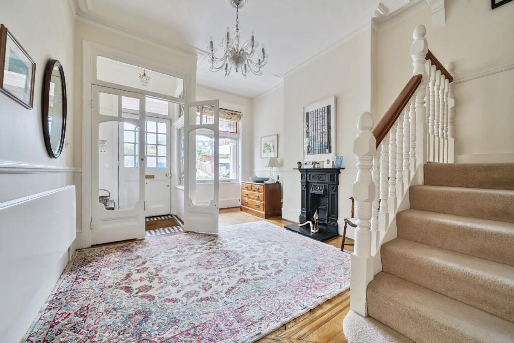 1342310-6-68a59ad...