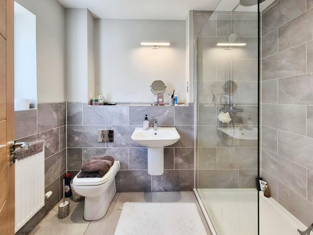 debde591-10000252...