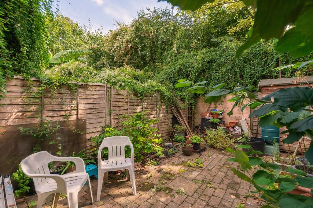 2B2REN - External B.jpg