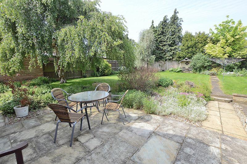 Attractive Rear Garden