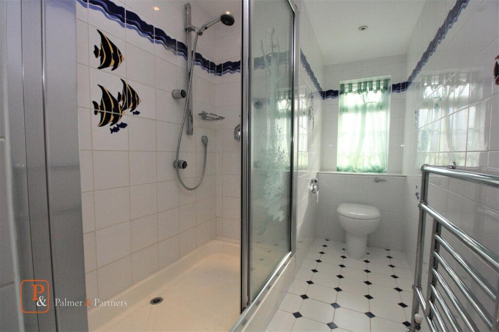 Family Shower Room