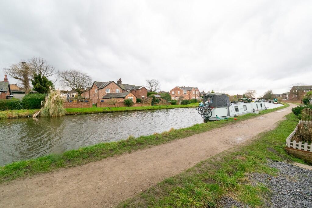 Canal Walks
