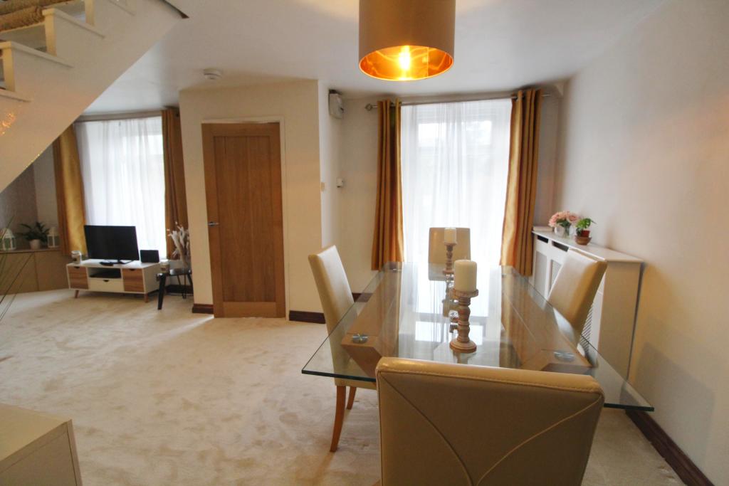 Lounge  3