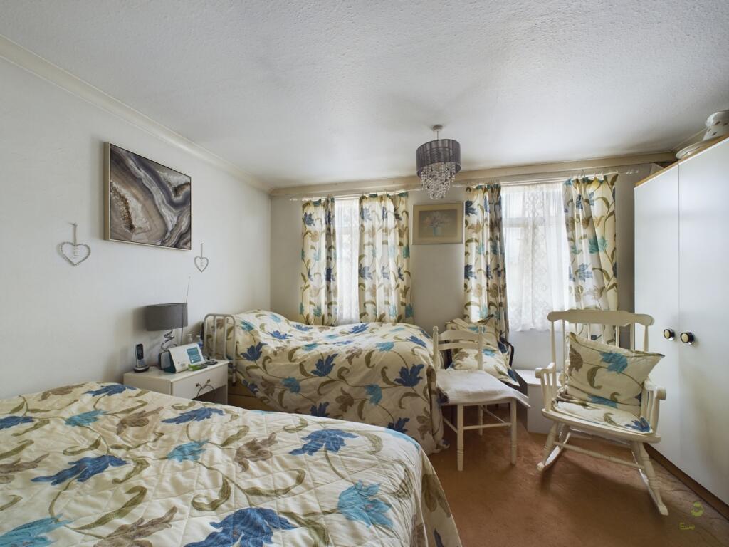 CAM01834G0-PR0193-STILL005