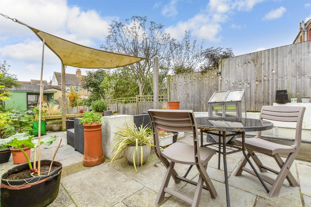 Patio / Decking