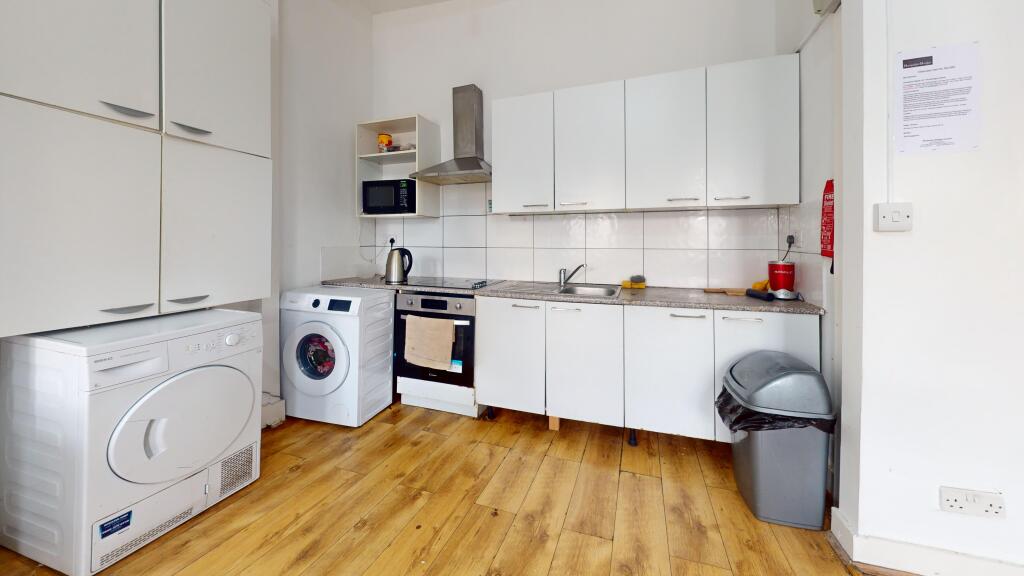 8 Brampton Park Road, Hornsey, London, N22 6BG