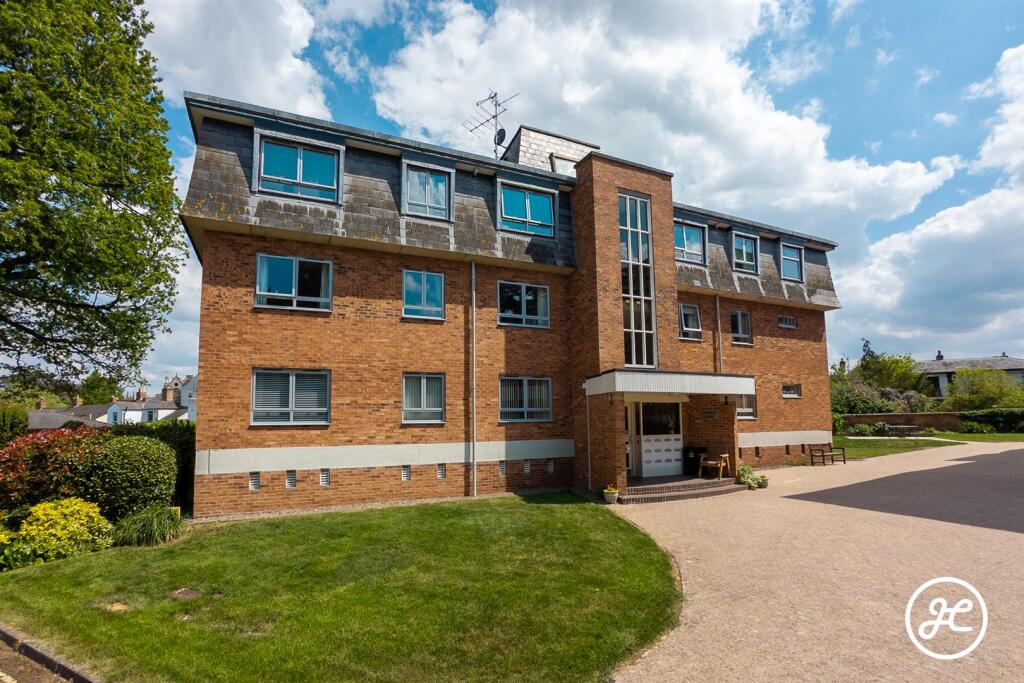 Compass Rise, Taunton