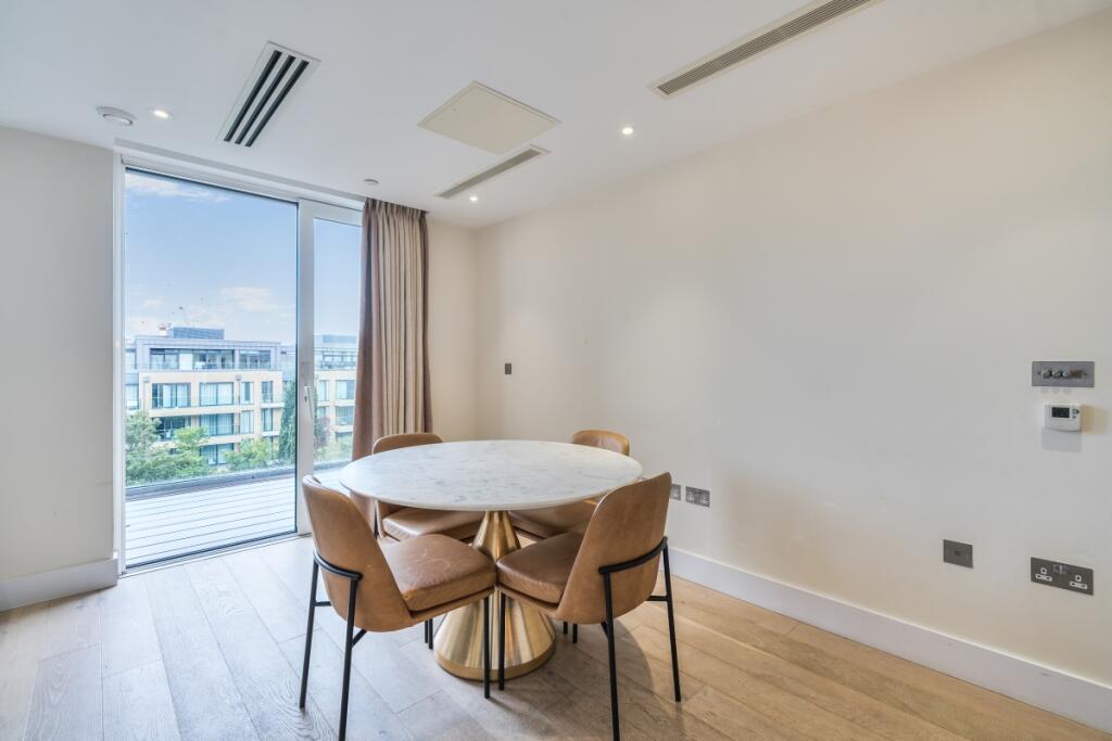 1349918-9-68b9a2b...