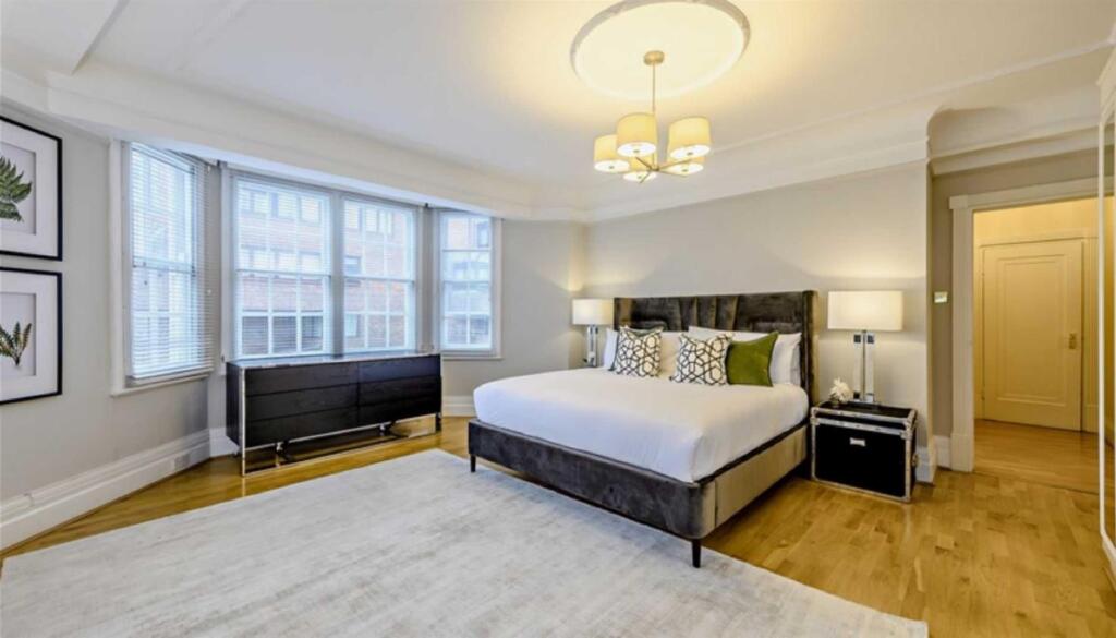 property-photo-679