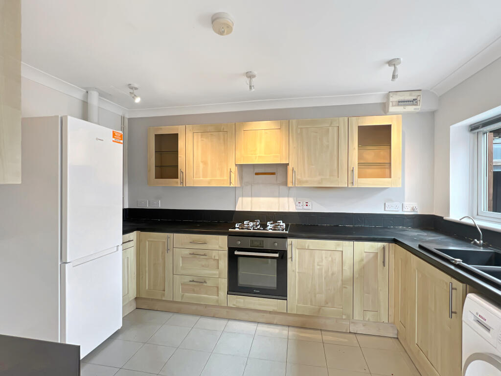 2b32d8bab3ab2bcfbf8d80313ee55f9359629dde