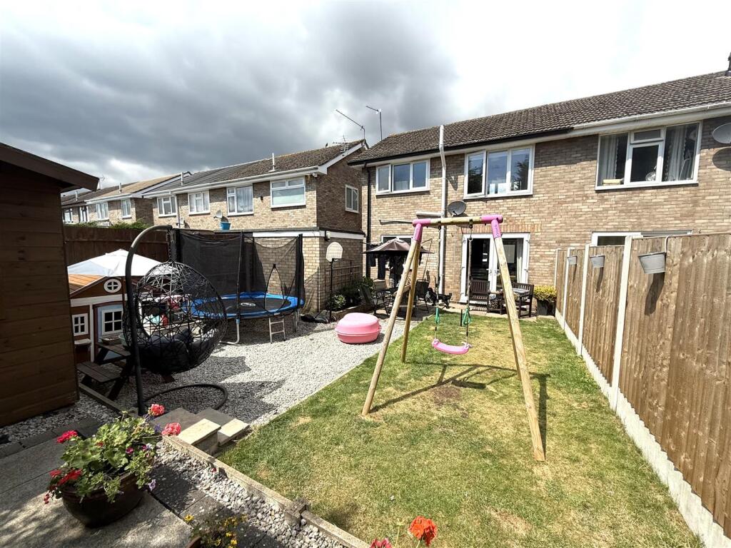 11 john till close rear 3.jpeg