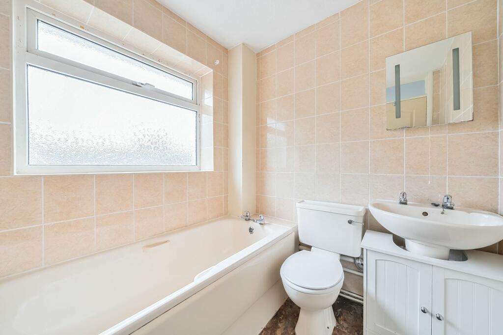 Bathroom (1)