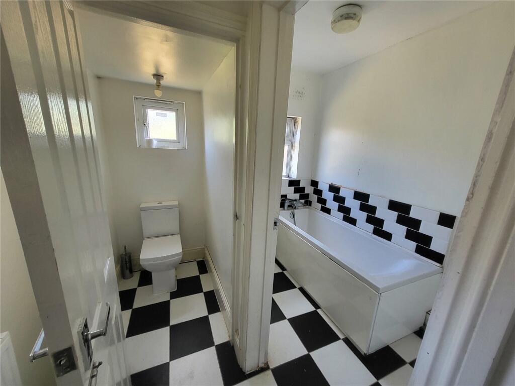 Wc &amp; Bathroom
