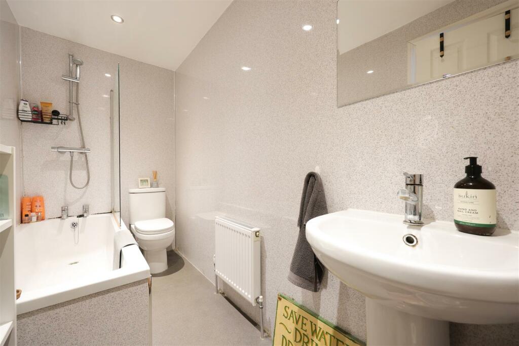 2&#64;85 North Road 12.JPG