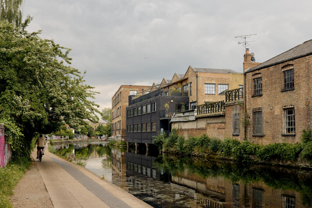 220210 - 12 Mare St, E2 57.jpg