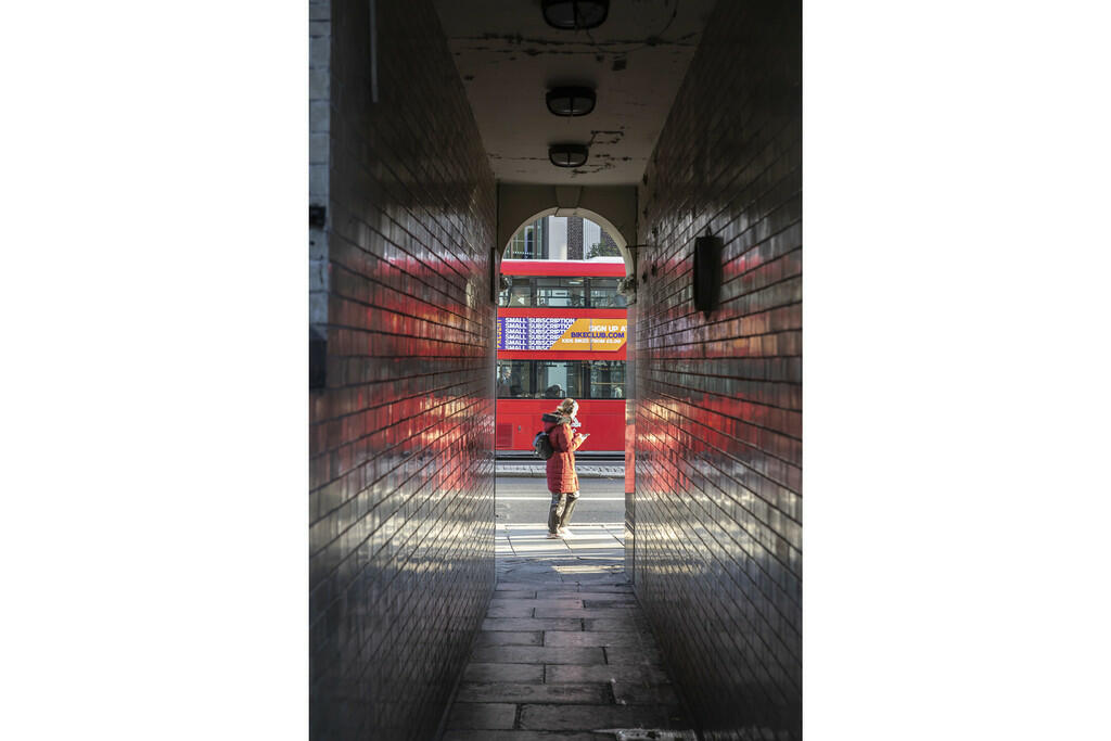 1-Exchange-Court-...