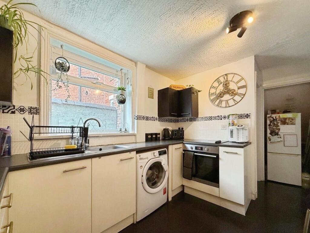 0808155c--43FA-A196-E6F3CF3CCA8A-12040-000023EC8DC