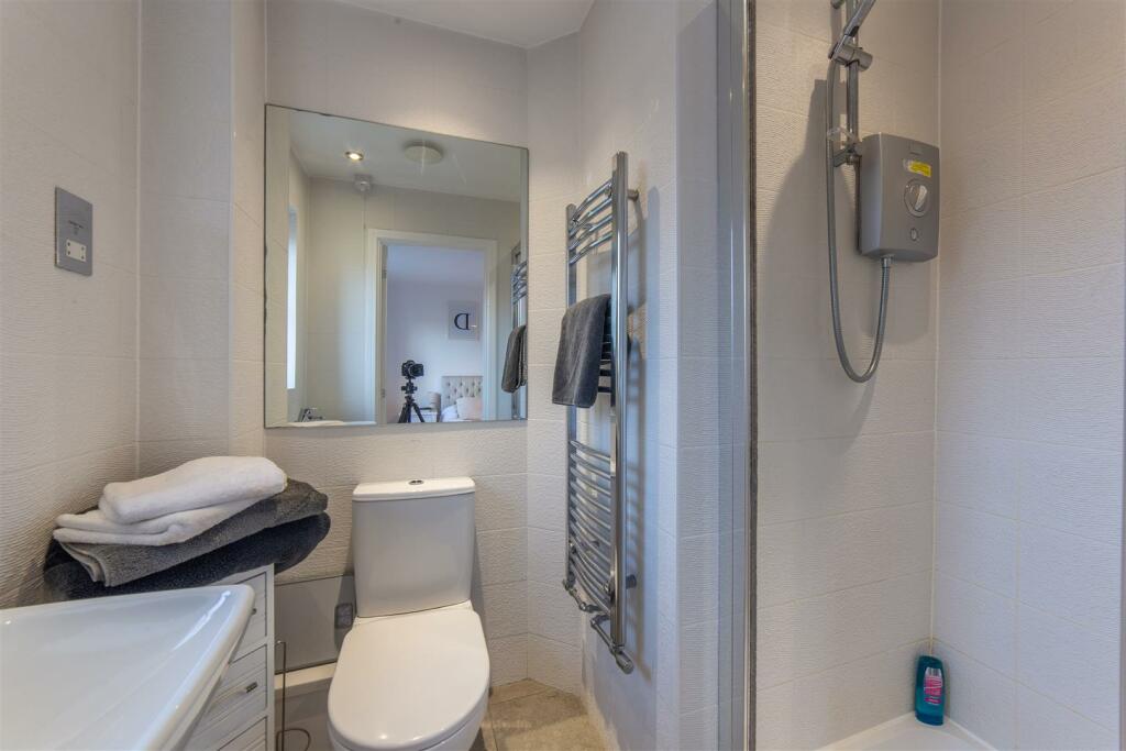 209 Cwrt Celyn-3.jpg