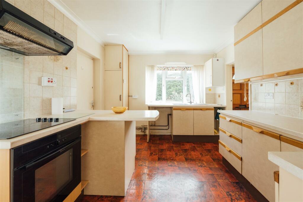 17 Benslow Rise, Hitchin-07.jpg