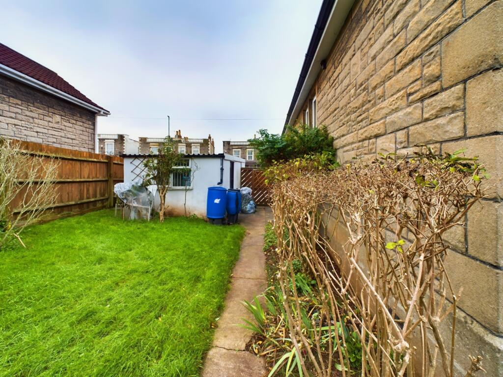 side access garden