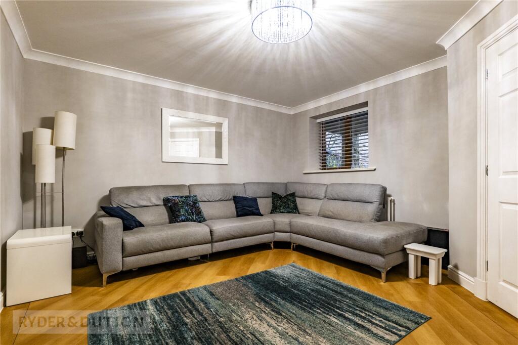 Lounge /  Bedroom