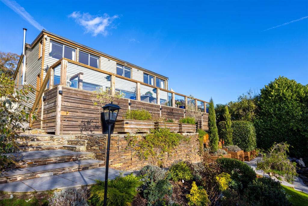 29 - 53 Dunstone Park Road Paignton.jpg