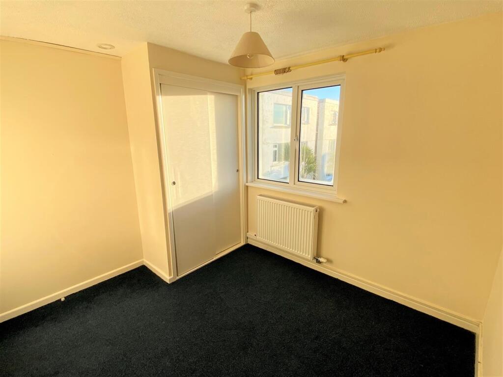 12 Coastline Court Bedroom 2