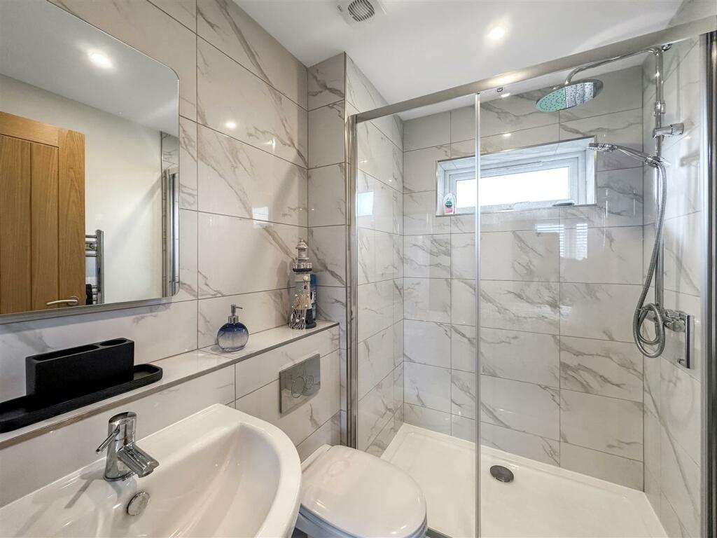 en suite.jpg